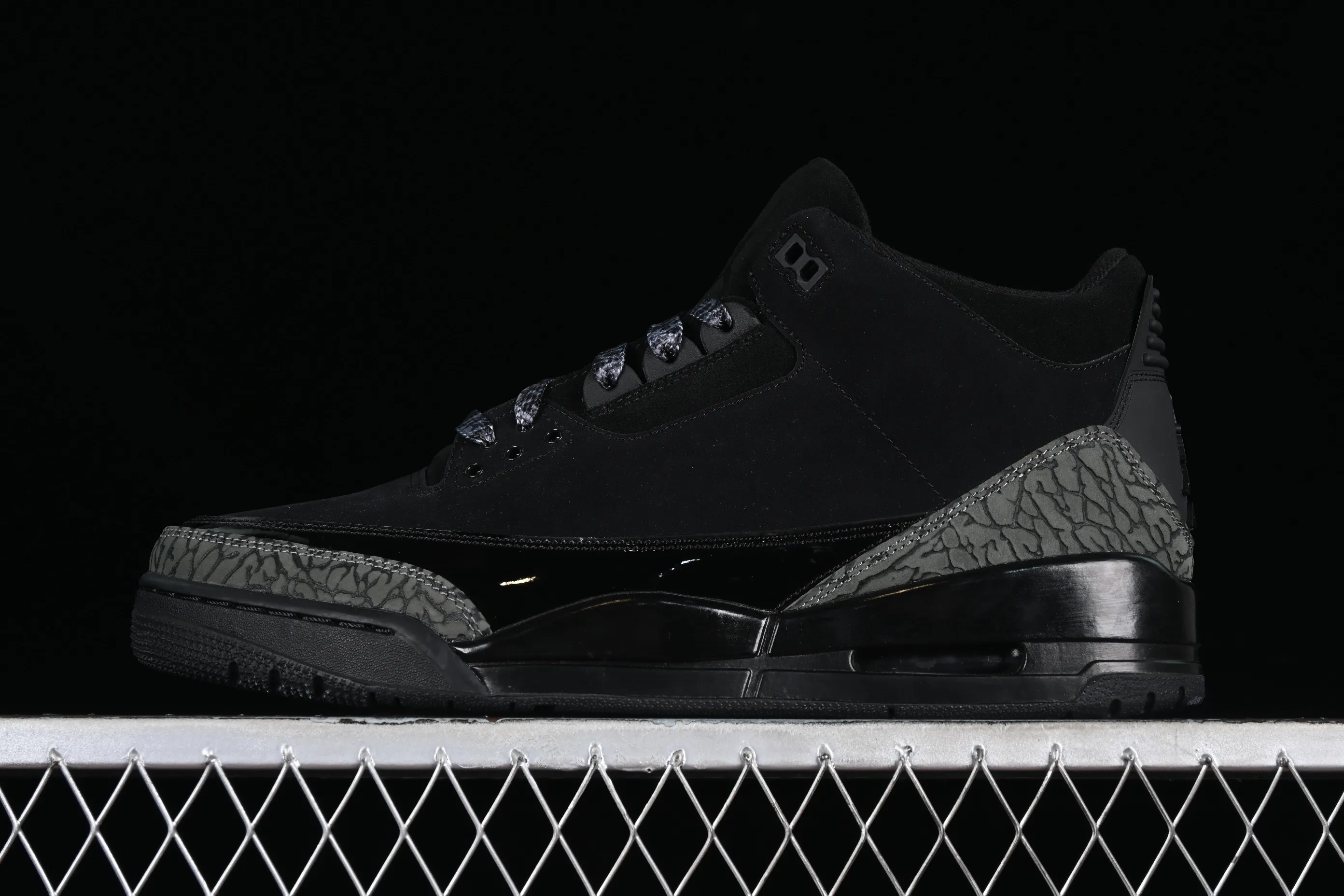 All categories Air Jordan Jordan series basketball shoes Air Jordan 3 LW version Air Jordan 3 Retro AJ3 Joe 3 Black Cat Explosion pattern CK9246-168